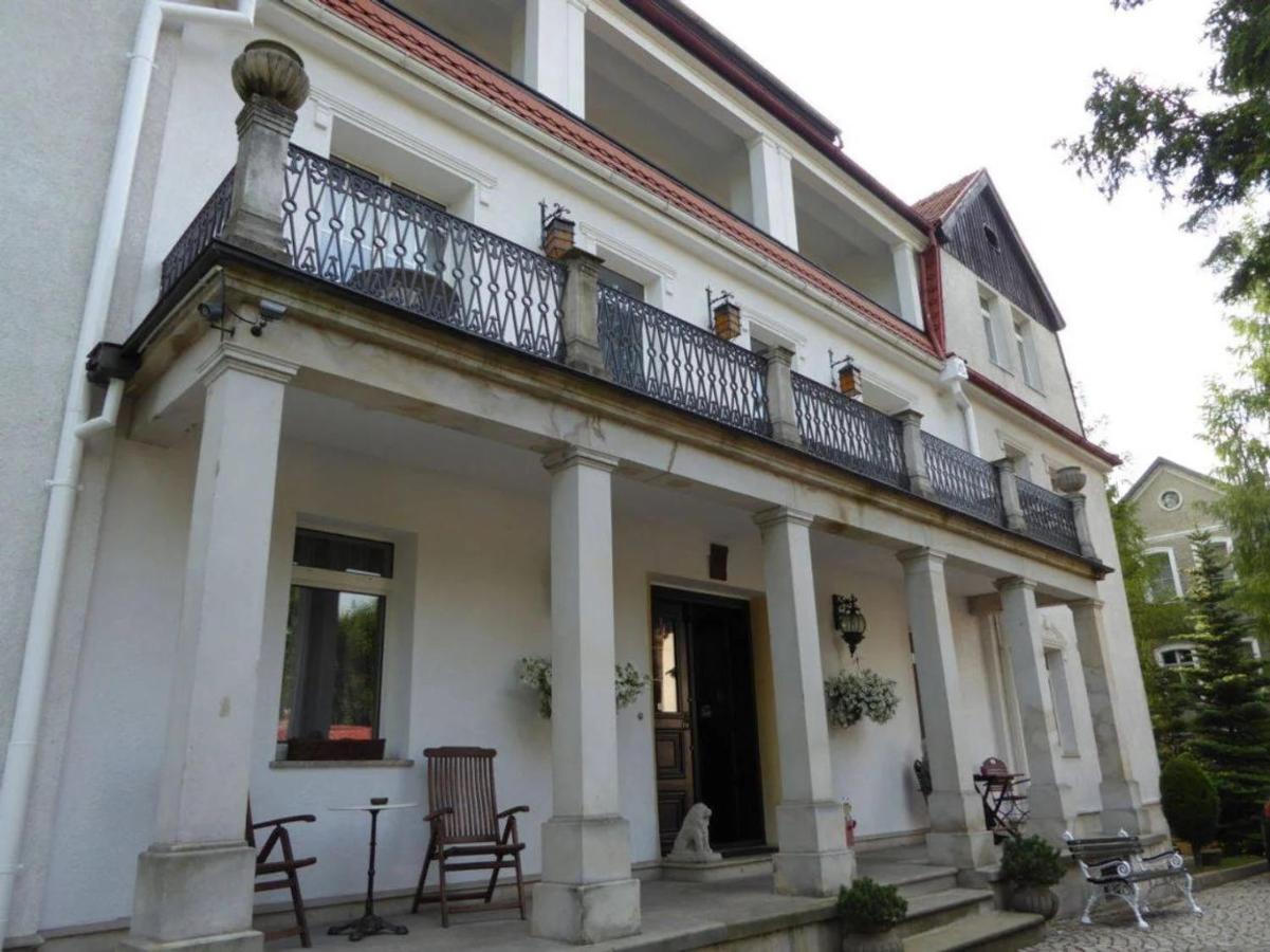 Viilla Rezidence Acomodação com café da manhã Kudowa-Zdrój Exterior foto